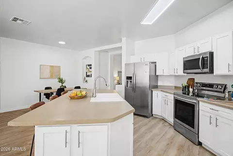 Kitchen - 6817 S 40th Ln, Phoenix, AZ 85041 photo 3 of 3