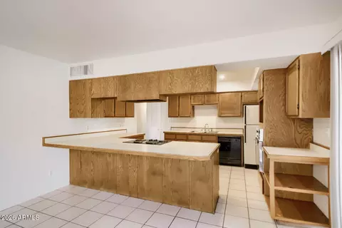 Kitchen - 116 E Manhatton Dr, Tempe, AZ 85282 photo 2 of 4
