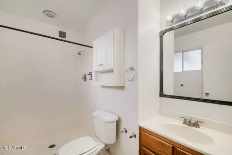 Bath - 116 E Manhatton Dr, Tempe, AZ 85282 photo 1 of 2