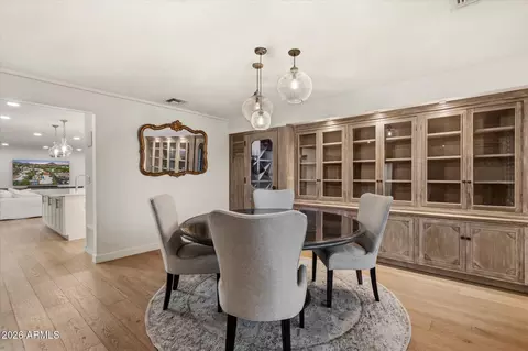 Dining - 3116 E Rose Ln, Phoenix, AZ 85016 photo 3 of 4