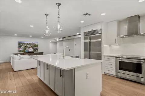 Kitchen - 3116 E Rose Ln, Phoenix, AZ 85016 photo 3 of 4