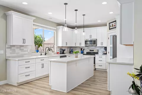 Kitchen - 1071 E Ivanhoe St, Gilbert, AZ 85295 photo 1 of 4
