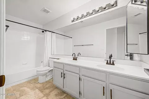 Bath - 3834 E Windsong Dr, Phoenix, AZ 85048 photo 3 of 3