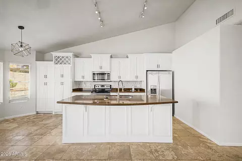 Kitchen - 3834 E Windsong Dr, Phoenix, AZ 85048 photo 1 of 5