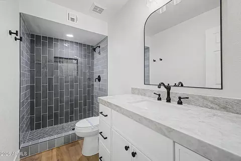 Bath - 4623 E Joan De Arc Ave, Phoenix, AZ 85032 photo 1 of 2