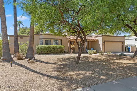 Exterior - 4725 E Le Marche Ave, Phoenix, AZ 85032 photo 2 of 9