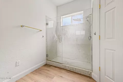 Bath - 3469 E Mockingbird Dr, Gilbert, AZ 85234 photo 3 of 4