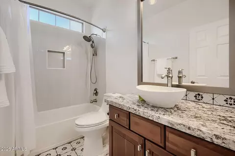 Bath - 3108 E Ridgewood Ln, Gilbert, AZ 85298 photo 2 of 2