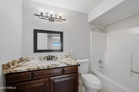 Bath - 1651 E Apollo Rd, Phoenix, AZ 85042 photo 2 of 2