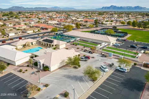 View/Area - 8239 E Navarro Ave, Mesa, AZ 85209 photo 5 of 46