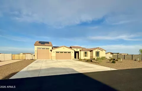 Exterior - 29405 N 224th Dr, Wittmann, AZ 85361 photo 3 of 7