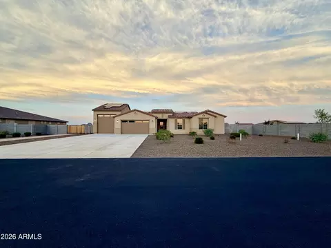 Exterior - 29405 N 224th Dr, Wittmann, AZ 85361 photo 5 of 7