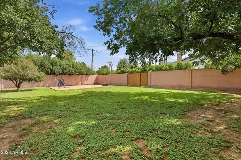 Exterior - 3609 N 40th St, Phoenix, AZ 85018 photo 7 of 7