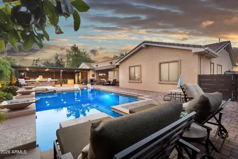 Exterior - 607 Elgin St, Gilbert, AZ 85295 photo 13 of 24