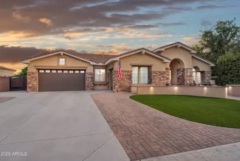Exterior - 607 Elgin St, Gilbert, AZ 85295 photo 4 of 24