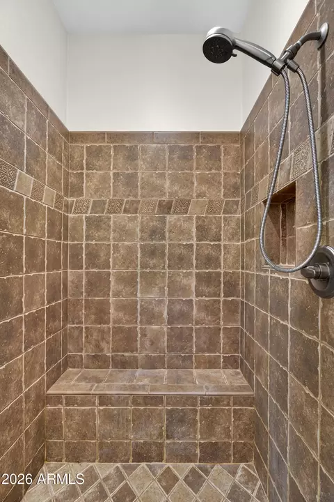 Bath - 607 Elgin St, Gilbert, AZ 85295 photo 4 of 9