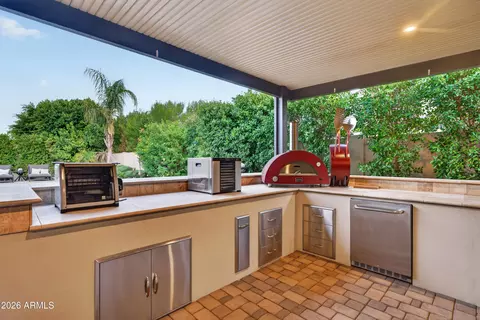 Kitchen - 607 Elgin St, Gilbert, AZ 85295 photo 8 of 8