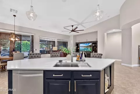Kitchen - 607 Elgin St, Gilbert, AZ 85295 photo 4 of 8