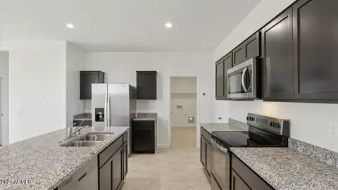 2740 W Sonrisa Ave, Apache Junction, AZ 85120 photo 6