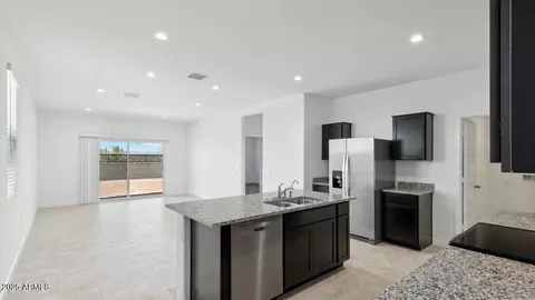 2740 W Sonrisa Ave, Apache Junction, AZ 85120 photo 3