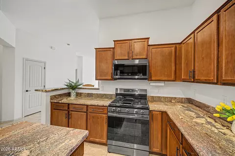 Kitchen - 6202 E Mckellips Rd #189, Mesa, AZ 85215 photo 5 of 8