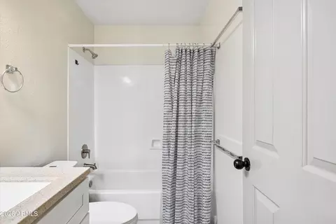Bath - 3862 E Stanford Ave, Gilbert, AZ 85234 photo 4 of 4