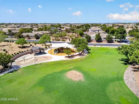 View/Area - 2877 E Crescent Way, Gilbert, AZ 85298 photo 1 of 9