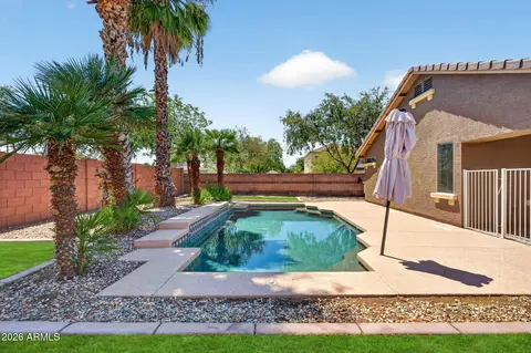 Exterior - 2877 E Crescent Way, Gilbert, AZ 85298 photo 3 of 11