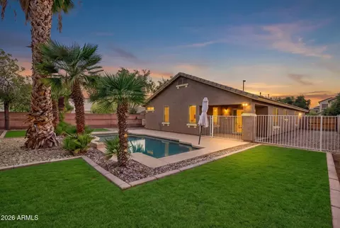 Exterior - 2877 E Crescent Way, Gilbert, AZ 85298 photo 8 of 11