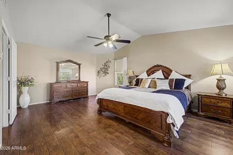 Bedroom - 2211 E Williams Dr E, Phoenix, AZ 85024 photo 2 of 4