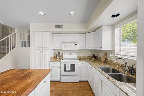 Kitchen - 2211 E Williams Dr E, Phoenix, AZ 85024 photo 4 of 4