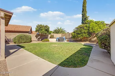 Exterior - 2211 E Williams Dr E, Phoenix, AZ 85024 photo 6 of 14