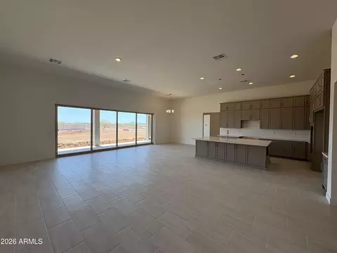 9545 W Limestone Mountain Dr, Casa Grande, AZ 85194
