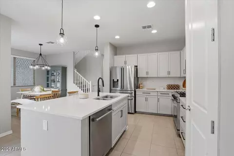 Kitchen - 4141 E Jones St, Gilbert, AZ 85295 photo 3 of 4