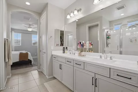 Entry Way - 4141 E Jones St, Gilbert, AZ 85295 photo 4 of 4