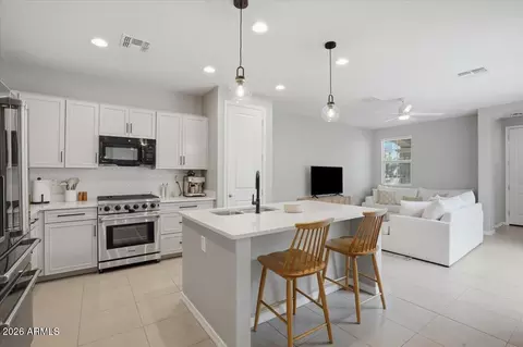 Kitchen - 4141 E Jones St, Gilbert, AZ 85295 photo 4 of 4