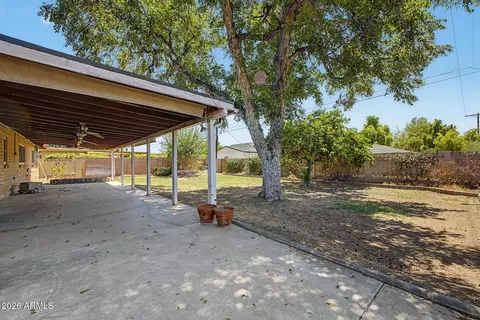 Exterior - 3801 E Amelia Ave, Phoenix, AZ 85018 photo 3 of 6
