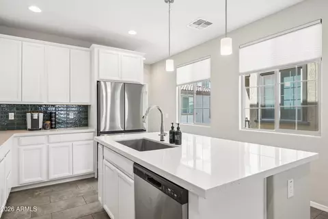 Kitchen - 1676 E Hampton Ln, Gilbert, AZ 85295 photo 5 of 5