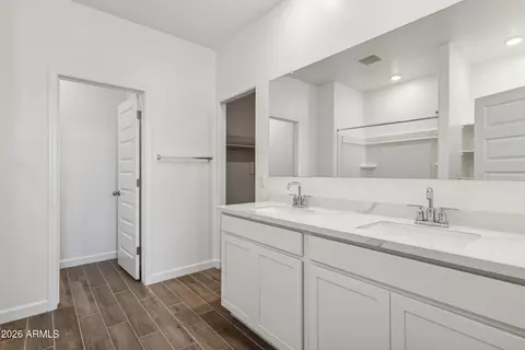 Entry Way - 2551 W Sentiero Ave, Apache Junction, AZ 85120 photo 1 of 3