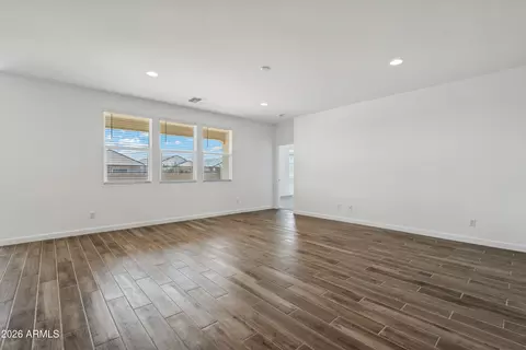 Living - 2551 W Sentiero Ave, Apache Junction, AZ 85120 photo 2 of 2