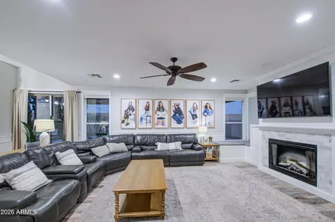 Living - 439 N Pheasant Ct, Gilbert, AZ 85234 photo 2 of 5