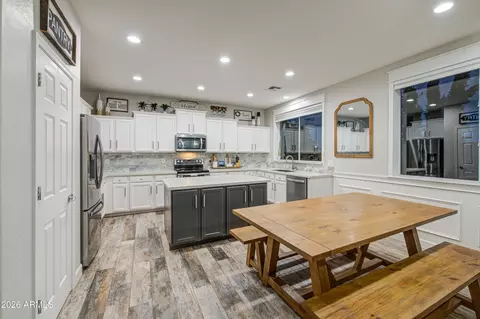 Kitchen - 439 N Pheasant Ct, Gilbert, AZ 85234 photo 1 of 9
