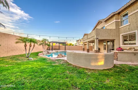Exterior - 439 N Pheasant Ct, Gilbert, AZ 85234 photo 4 of 12