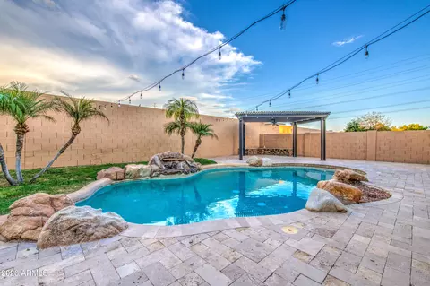 Exterior - 439 N Pheasant Ct, Gilbert, AZ 85234 photo 6 of 12
