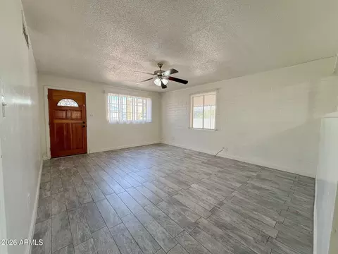 Living - 1707 E Illini St, Phoenix, AZ 85040 photo 2 of 4