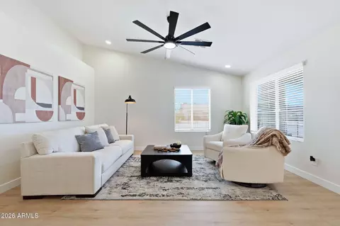 Living - 826 W 14th Ave, Apache Junction, AZ 85120 photo 2 of 3