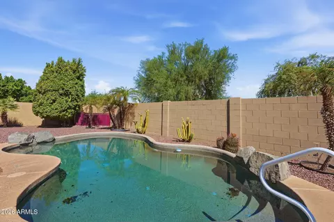 Exterior - 826 W 14th Ave, Apache Junction, AZ 85120 photo 10 of 11