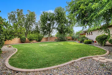 Exterior - 1351 E Canary Dr, Gilbert, AZ 85297 photo 3 of 7