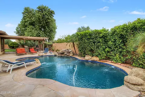 Exterior - 1351 E Canary Dr, Gilbert, AZ 85297 photo 2 of 7
