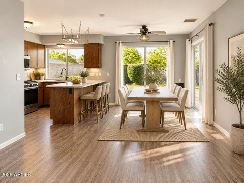 Dining - 2031 E Vista Dr, Phoenix, AZ 85022 photo 1 of 1